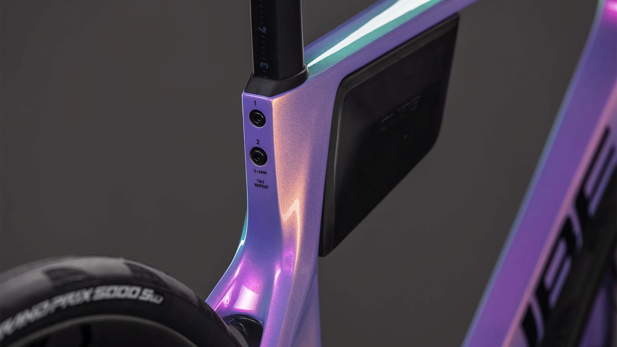 CUBE AGREE C:62 SLX COSMICPURPLE/BLACK - Image 3