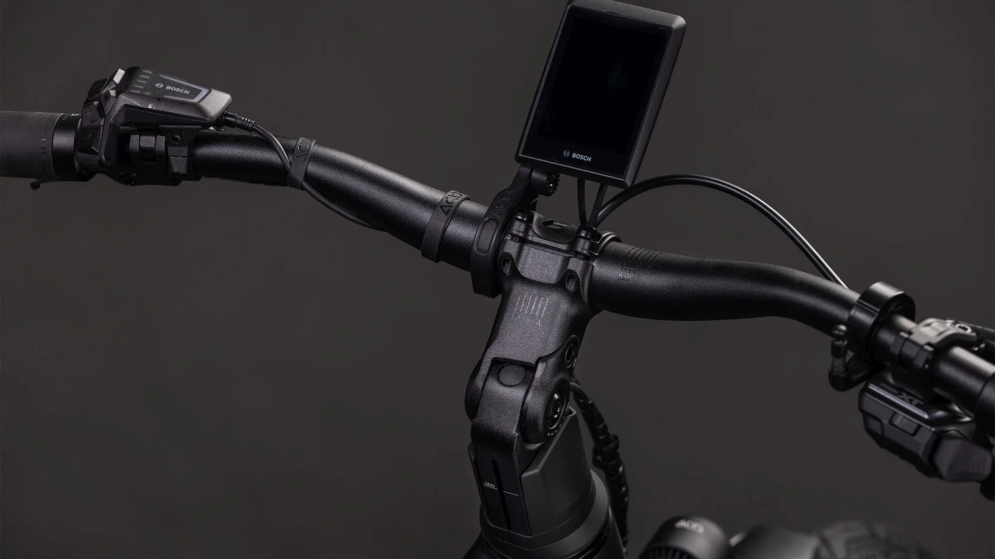 CUBE KATHMANDU HYBRID SLX 800 SILVERDUST/CHROME - Image 12