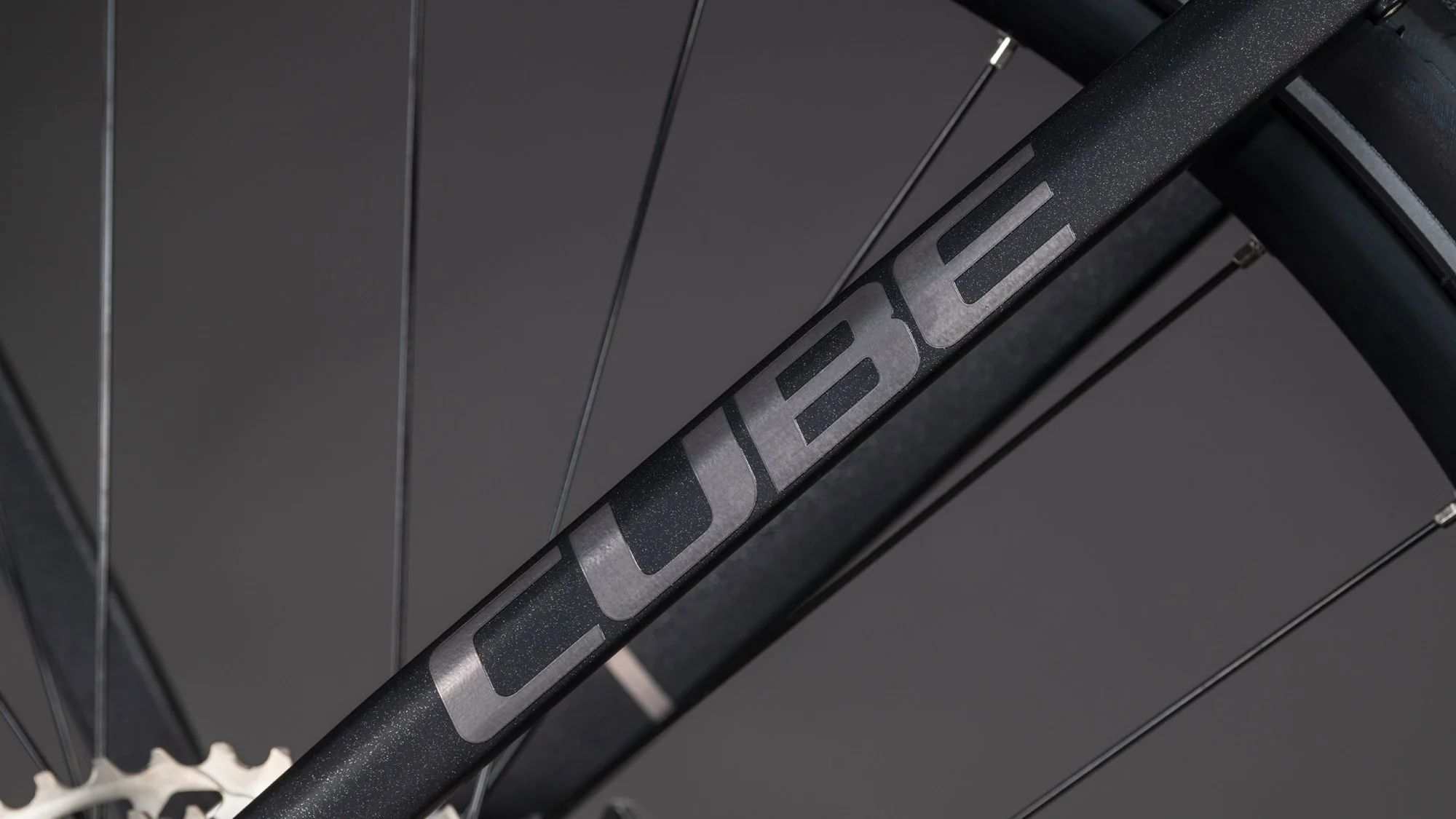 CUBE KATHMANDU HYBRID SLX 800 SILVERDUST/CHROME - Image 5