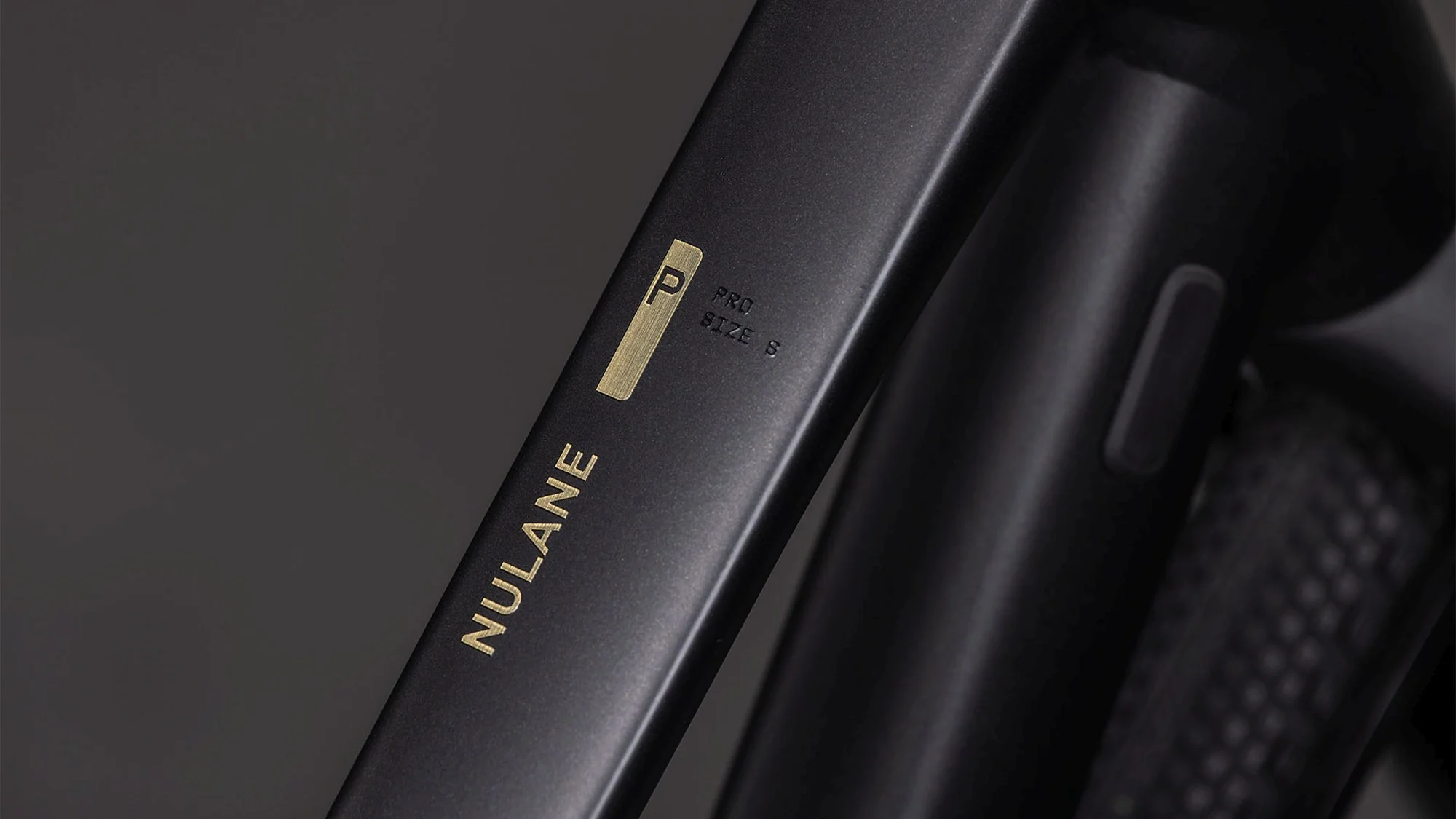 CUBE NULANE PRO GREY/CHROME - Image 10