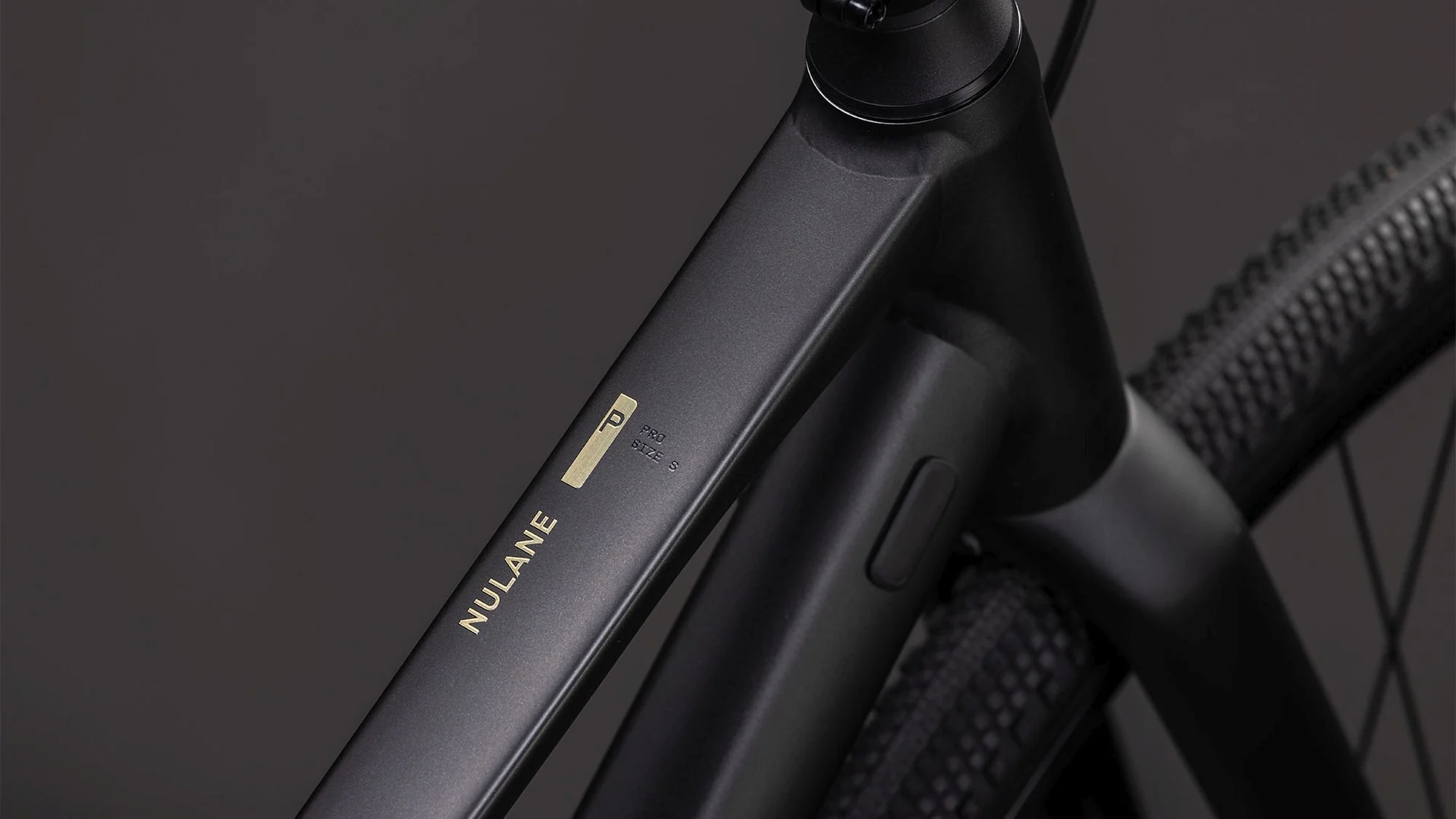 CUBE NULANE PRO GREY/CHROME - Image 9