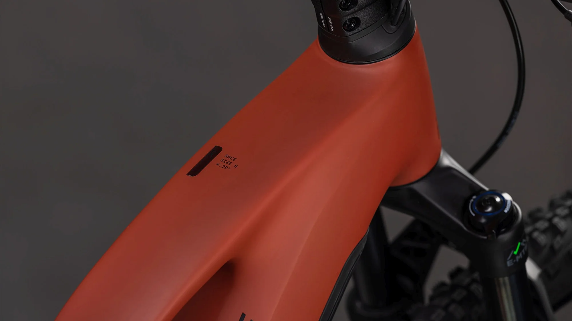 CUBE REACTION HYBRID RACE 800 AMBER/BLACK - Image 10