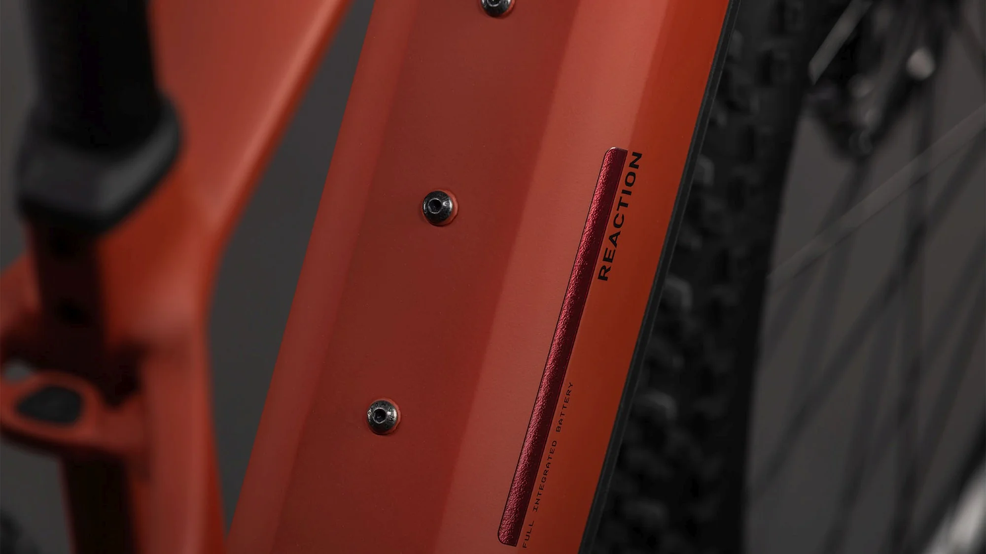 CUBE REACTION HYBRID RACE 800 AMBER/BLACK - Image 4