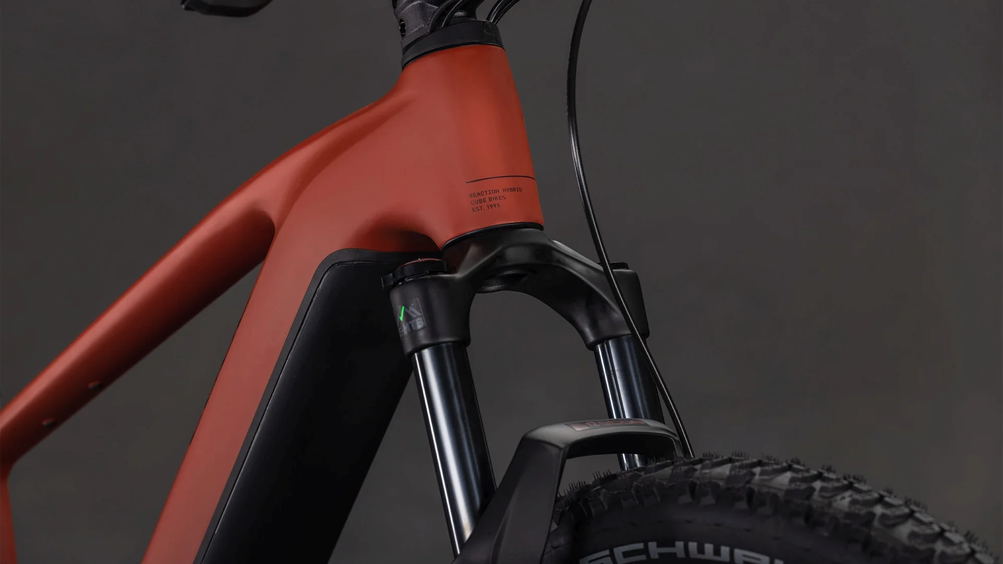 CUBE REACTION HYBRID RACE 800 AMBER/BLACK - Image 6