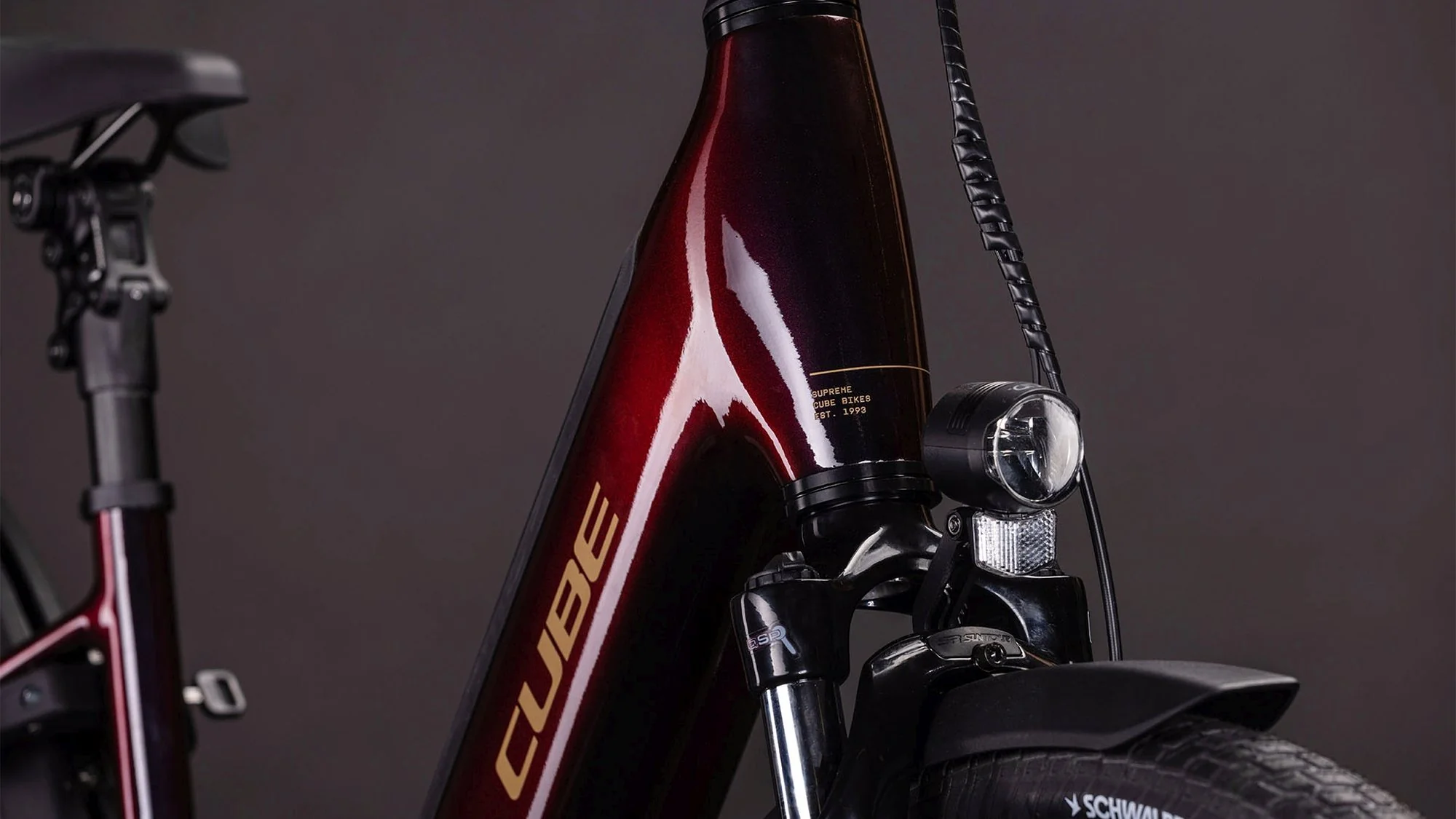 CUBE SUPREME HYBRID COMFORT PRO 600 SOLARECLIPSE/GOLD - Image 6