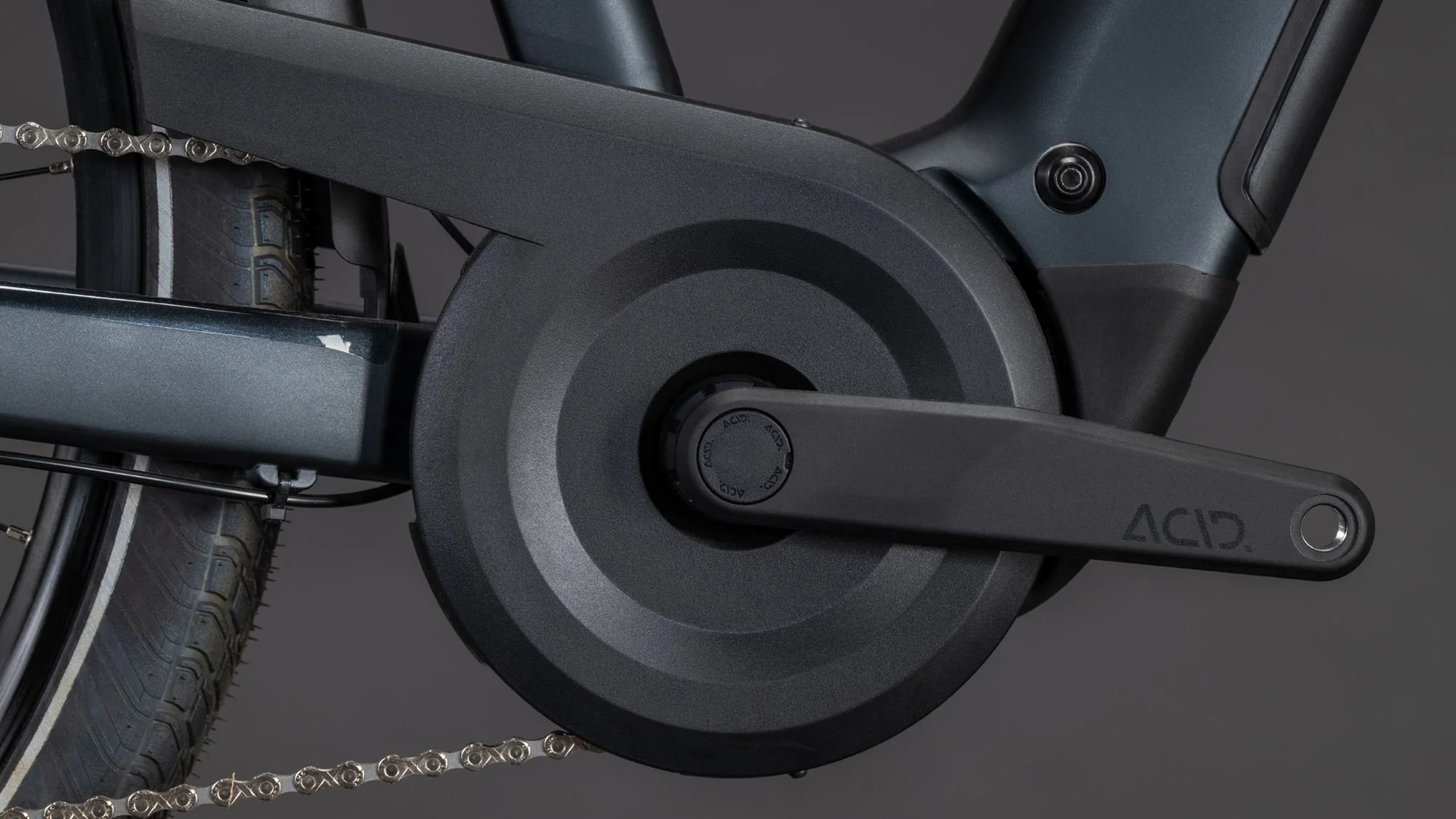 CUBE TOURING HYBRID ONE 600 COAL/CHROME - Image 5